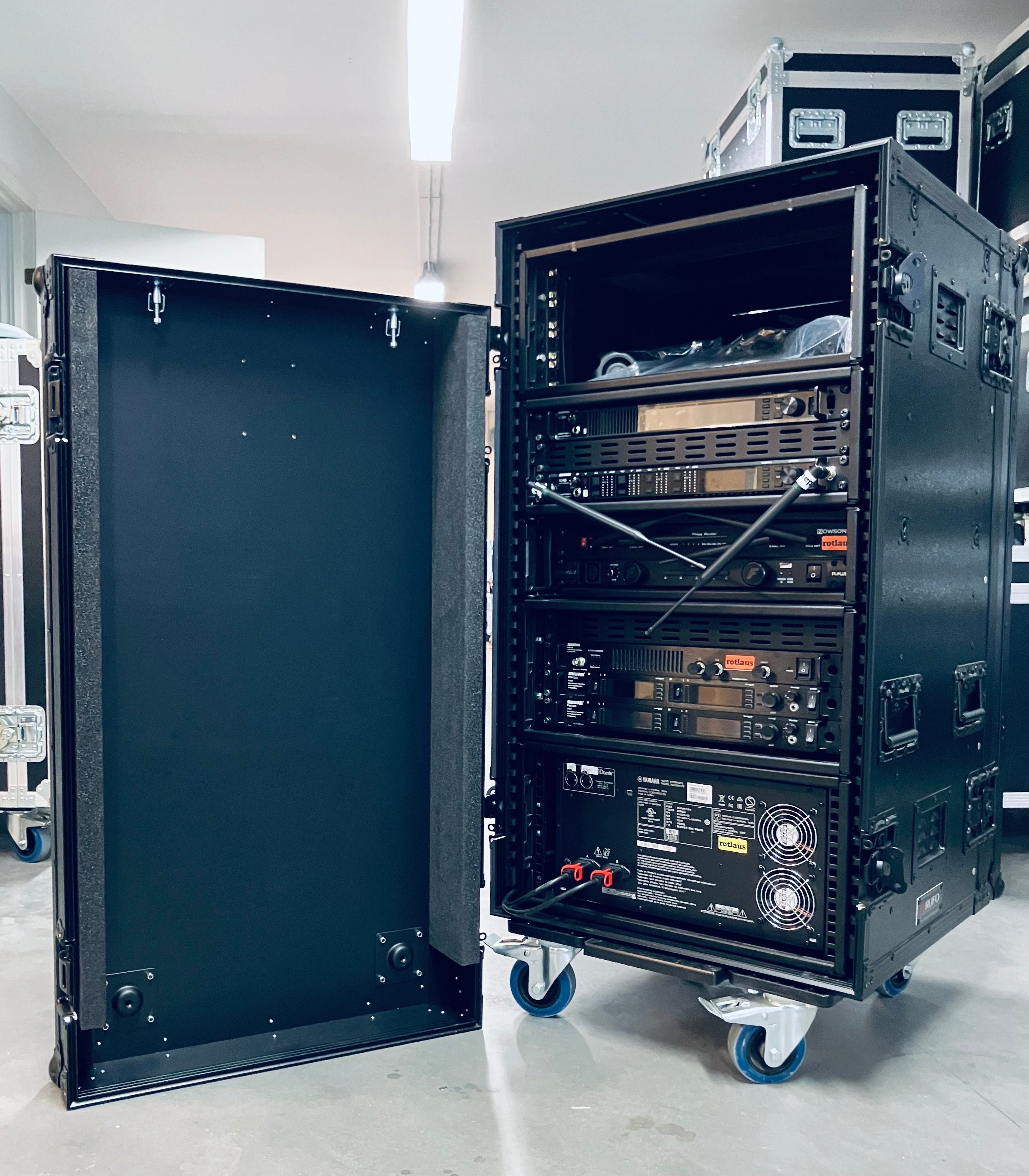 Entertainment & Broadcast